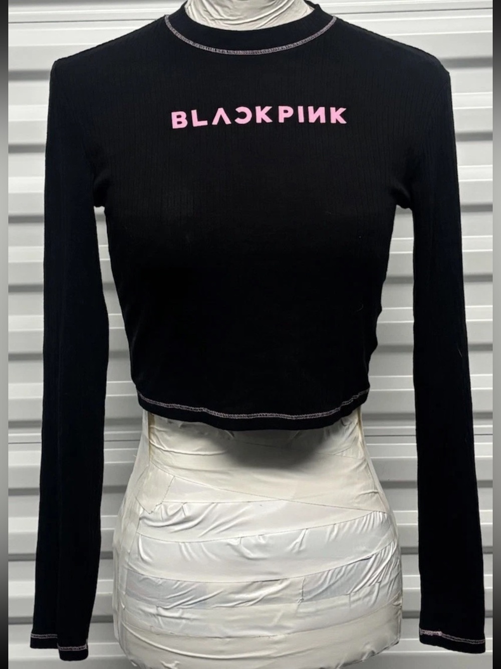 H&M x Blackpink long-sleeve Ribbed crop top Contrast Stitching SZ.US 20 (S) 4-6